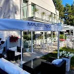 Majestique *