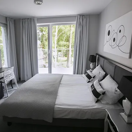 Majestique * ポビエロボ