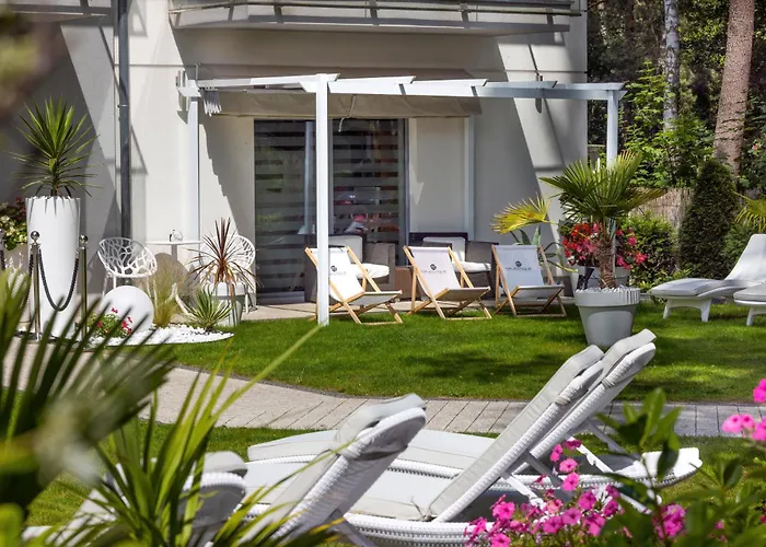 Majestique Pobierowo